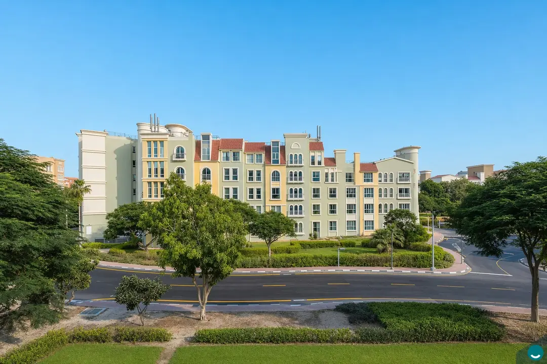 Building 202, Discovery Gardens: Prices & For Sale